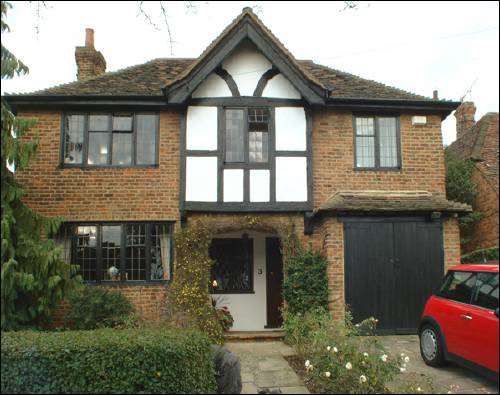 03 Edmunds Walk